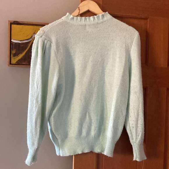 Vintage Christmas Sweater. - Picture 6 of 6